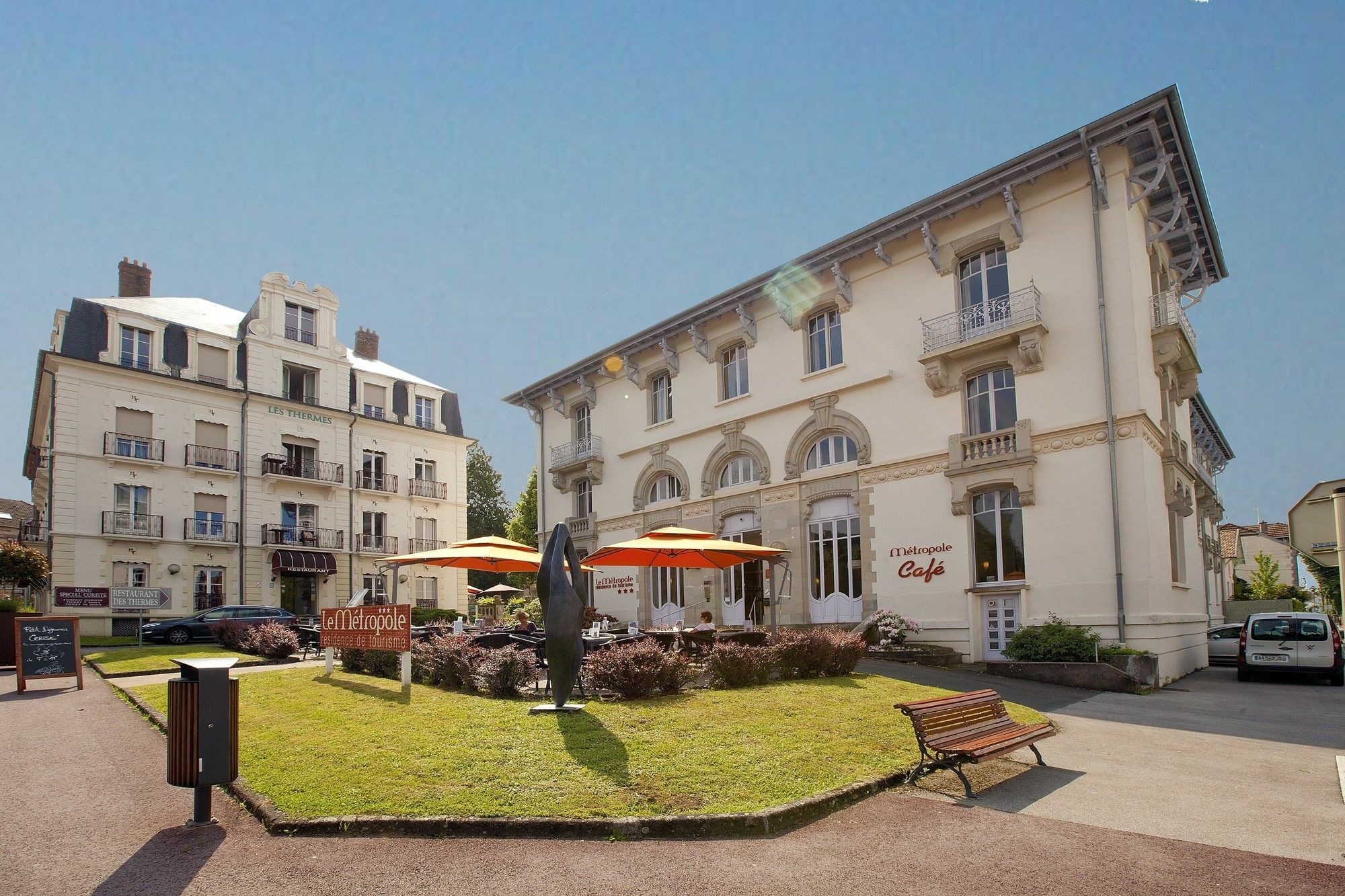 Garden & City Luxeuil Ex Le Metropole Et Les Thermes Kültér fotó