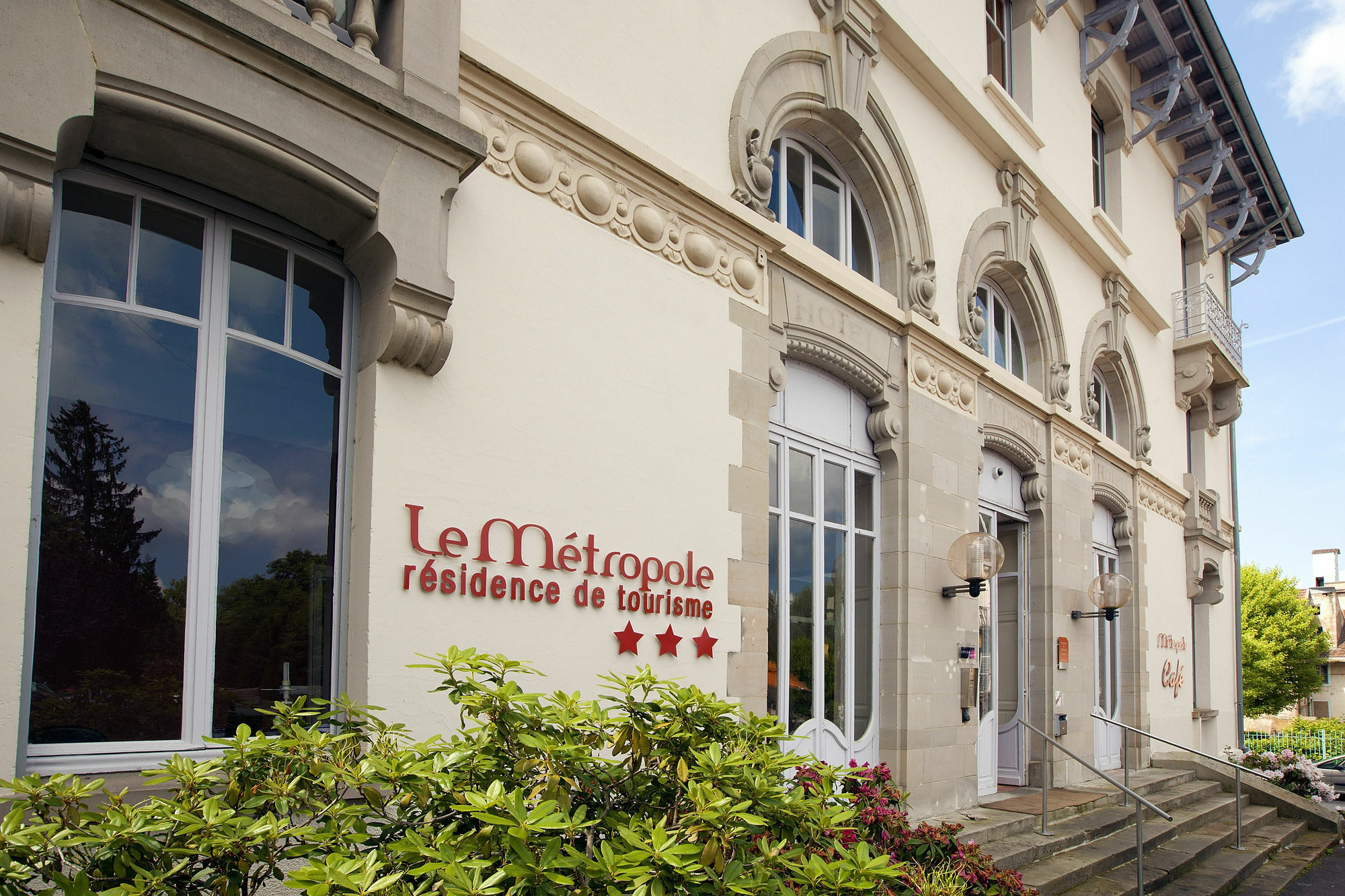 Garden & City Luxeuil Ex Le Metropole Et Les Thermes Kültér fotó